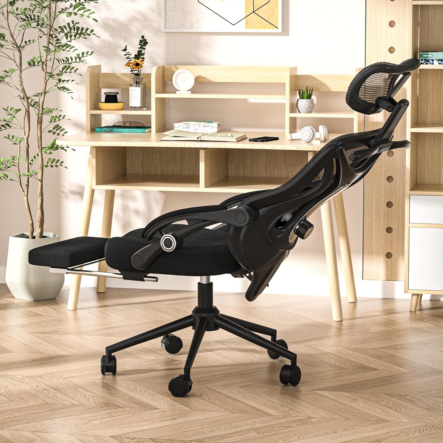 Ergonomic Office Chair – Adjustable Lumbar & Headrest, 90-160° Reclining with Footrest, Breathable Mesh Back – Home Office/Gaming Computer Chair